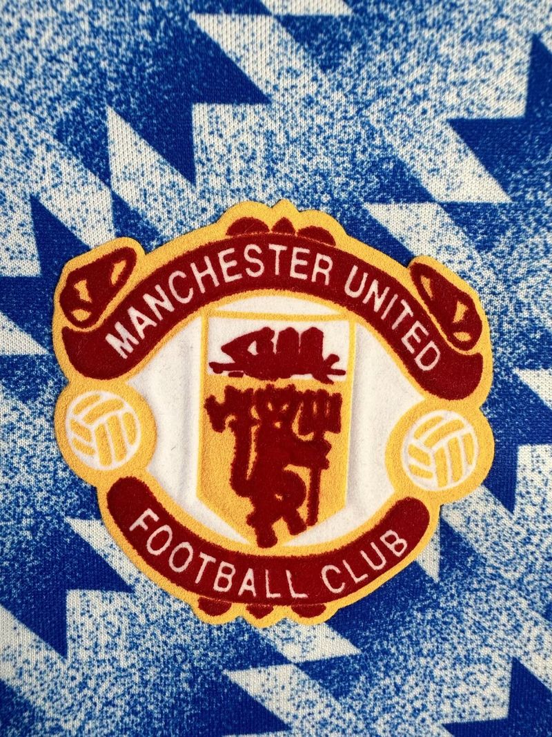 Retro Manchester United 1990-1992 away Long Sleeve - Image 6