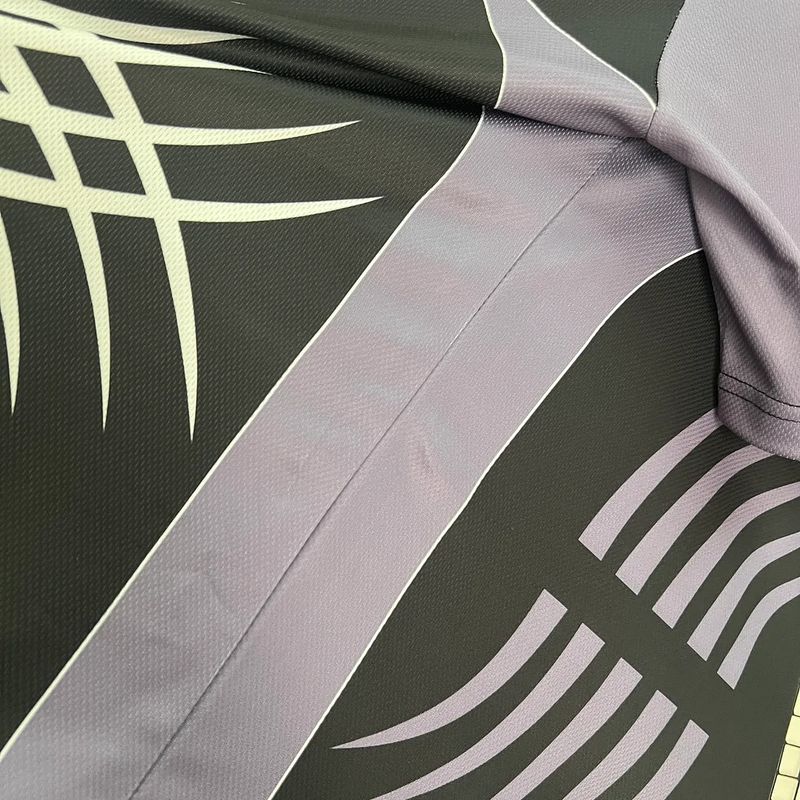 Retro Juventus 2001-2002 away - Image 6