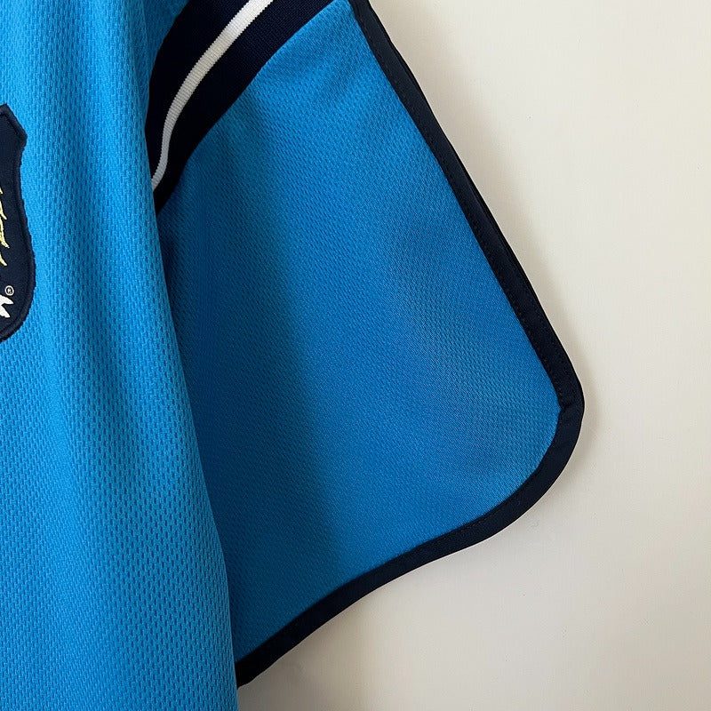 Retro Manchester City 2001-2002 home game - Image 7