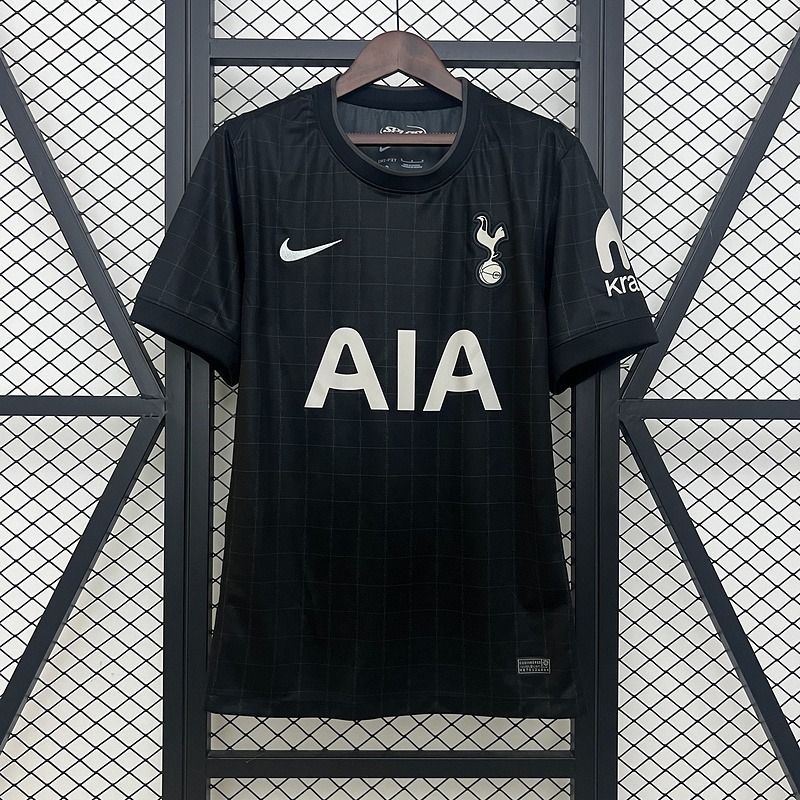 Tottenham Hotspur 2025-2026 away