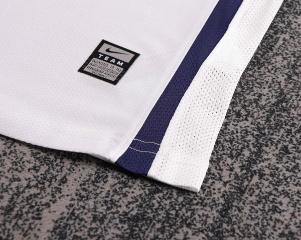 Retro Kid Size Manchester United 2008-2009 away game - Image 6