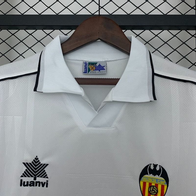 Retro Valencia CF 1996-1997 home - Image 3