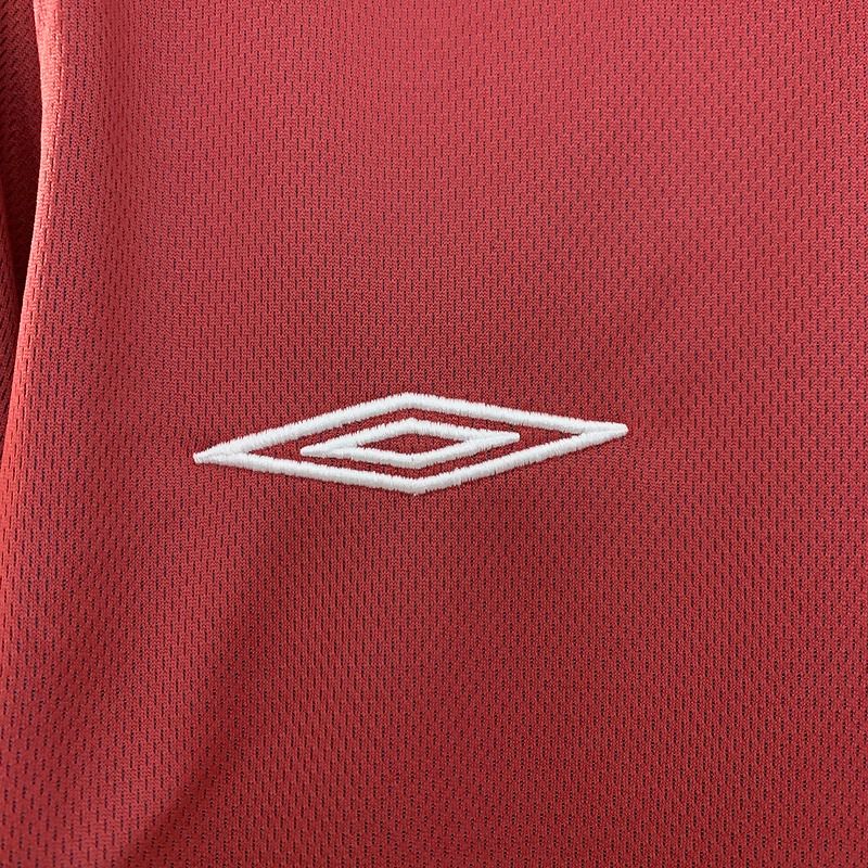 Retro England national 2002 away game - Image 9