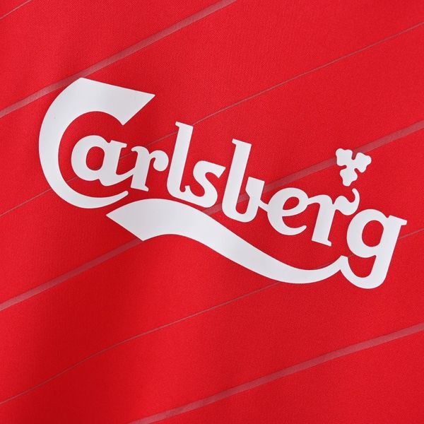 Retro Liverpool FC 2005-2006 home game - Image 5