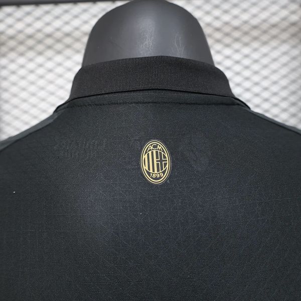 AC Milan 125th anniversary edition player Goalkeeper - Image 4