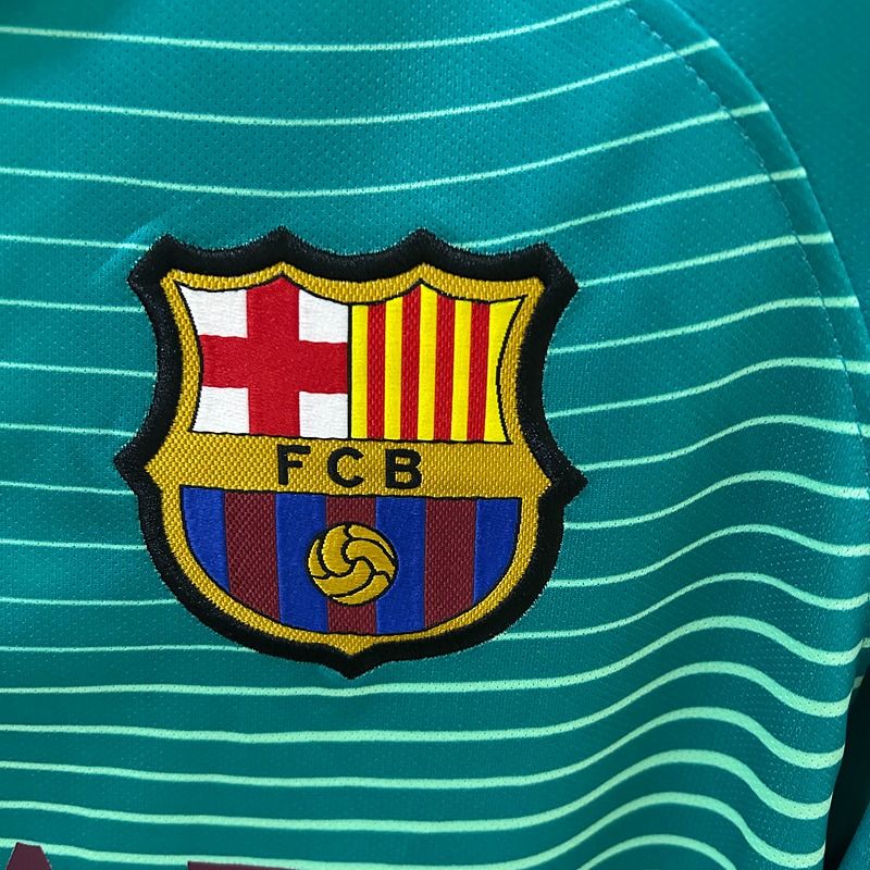 Retro FC Barcelona 2016-2017 third away game - Image 7