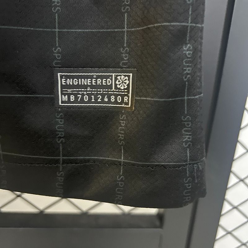 Tottenham Hotspur 2025-2026 away - Image 9