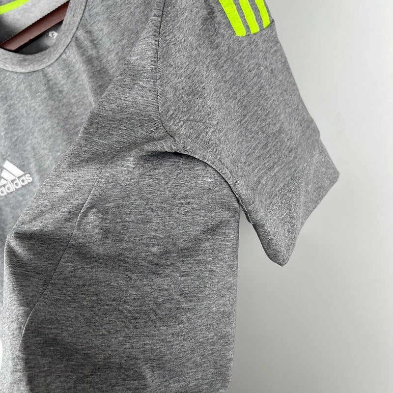 Retro Real Madrid 2015-2016 away game - Image 6