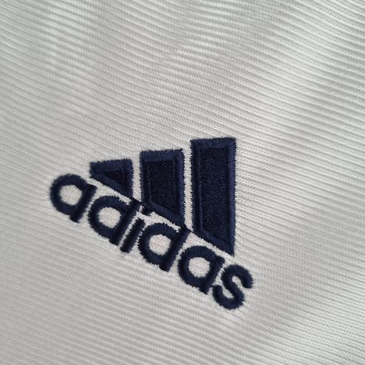 Retro Real Madrid 1998-2000 home game - Image 9