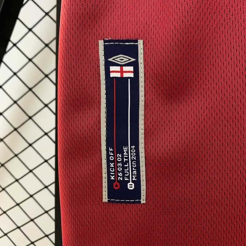 Retro England national 2002 away game - Image 8