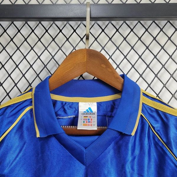 Retro Newcastle United 1998-1999 away game - Image 3