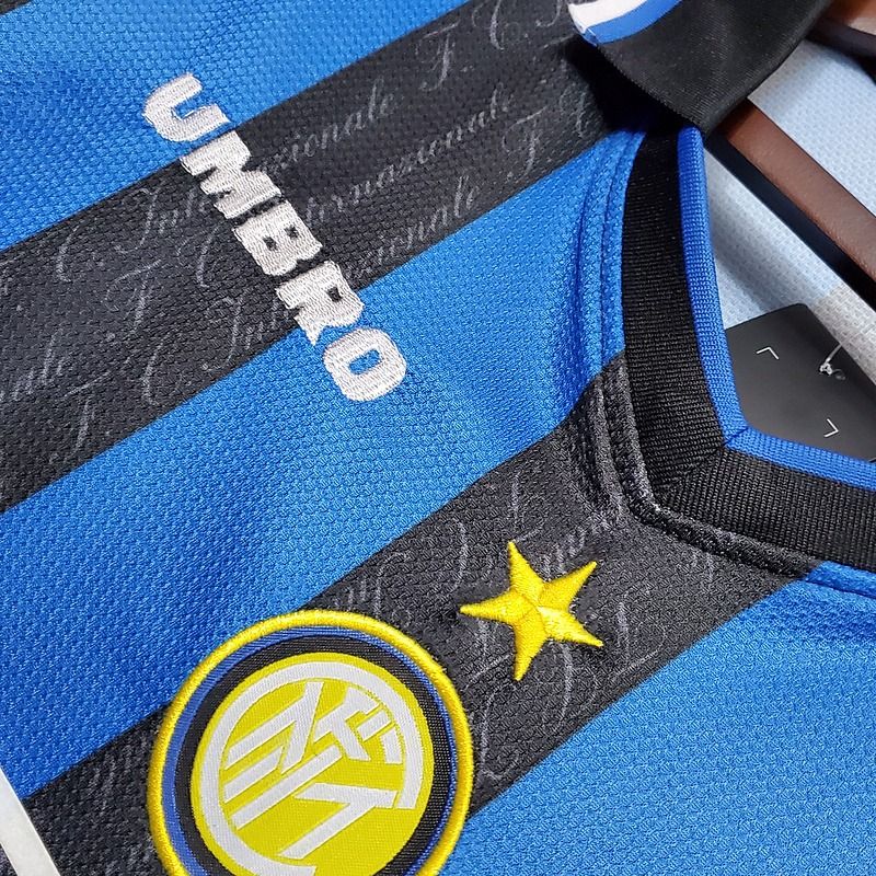 Retro Inter Milano 1997-1998 home game - Image 6
