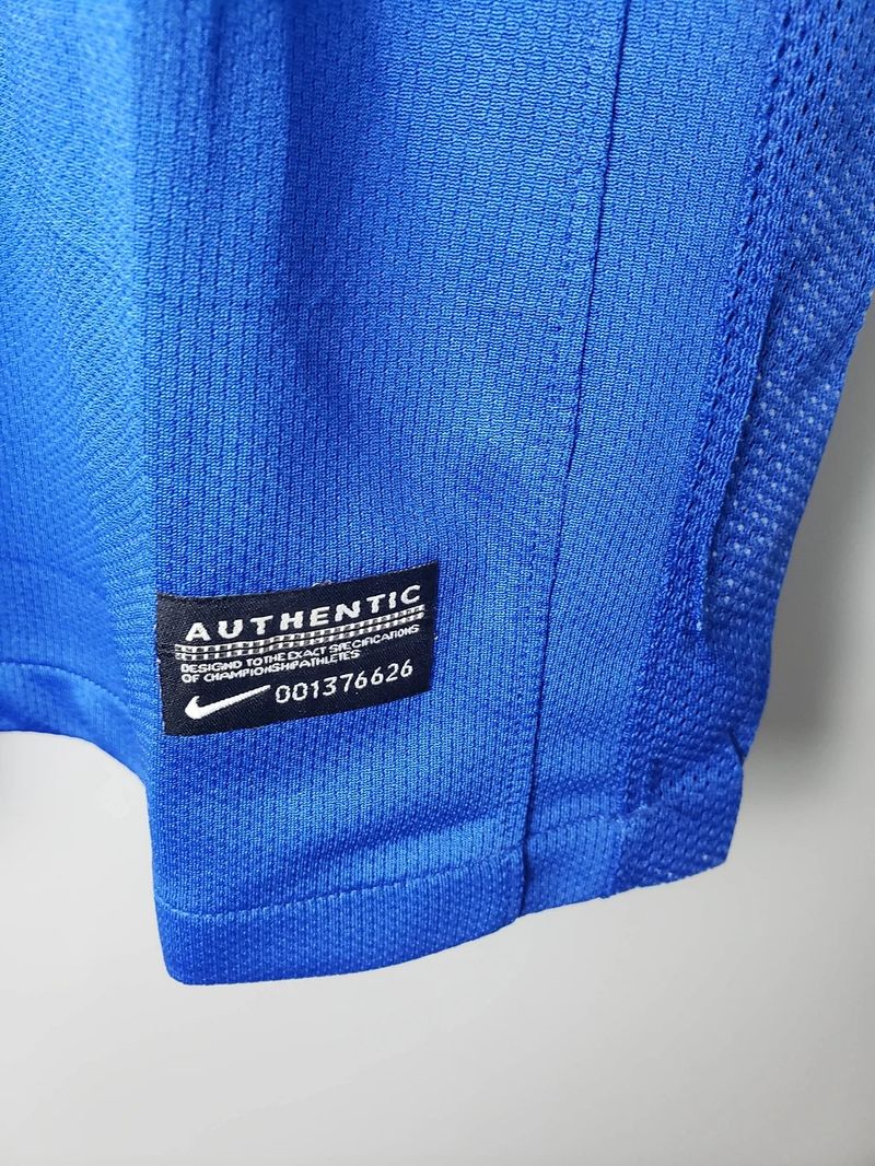 Retro Manchester United 2007-2008 away game - Image 8