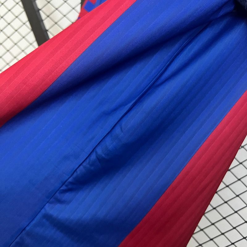 Retro FC Barcelona 1991-1992 home game - Image 6
