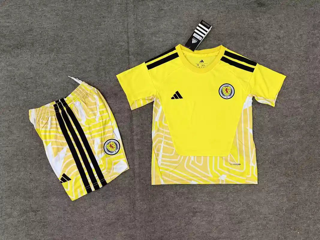2026 Kids Scotland Yellow Goalkeeper Soccer Jersey 1:1 Thai Quality
